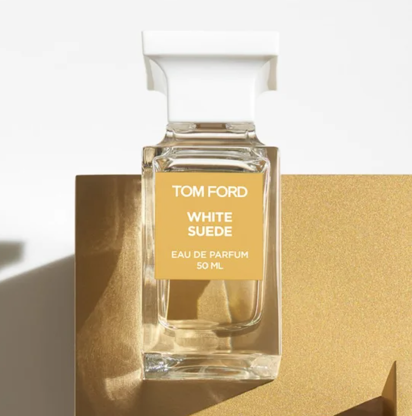 White Suede Eau de Parfum 2