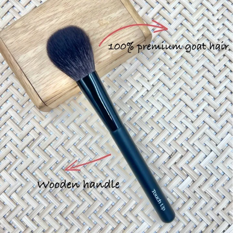 138 Blush Brush 2
