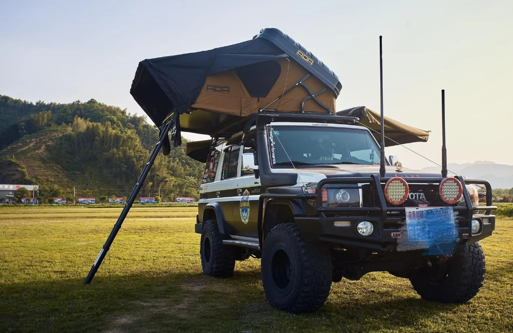 Side Open Tent 2