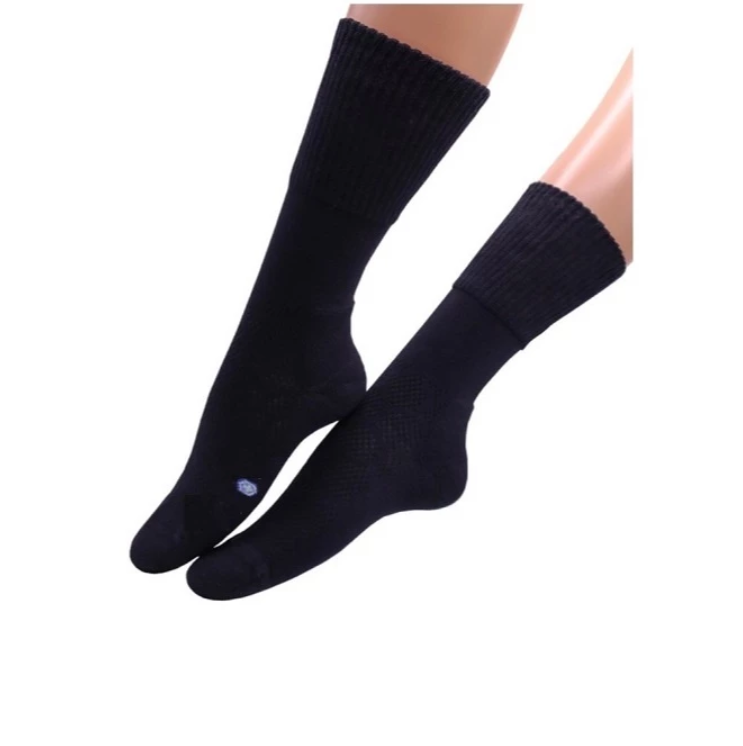 ถุงเท้ากันลื่นเพื่อสุขภาพ Footcare 2