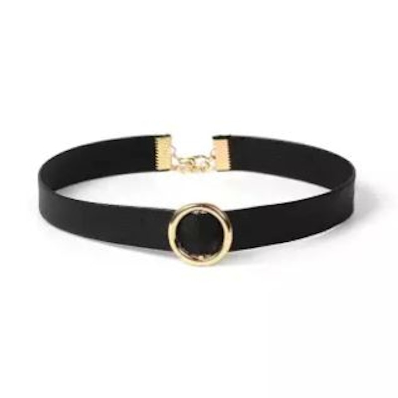 5. POPO – Black Velvet Choker 1