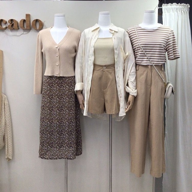 ร้านเสื้อผ้าเกาหลีเน้นความเรียบหรู สี Earth Tone 2
