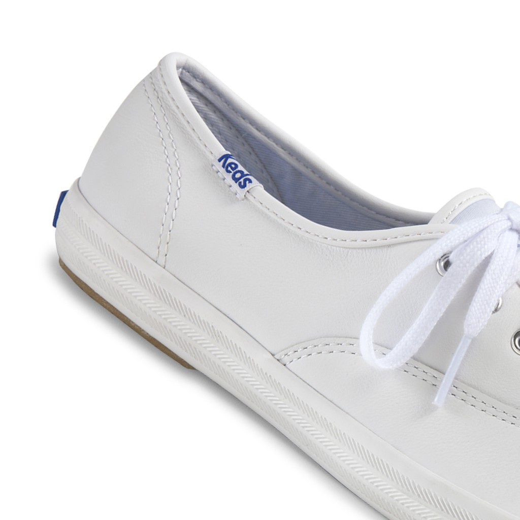 Champion Core Leather 2