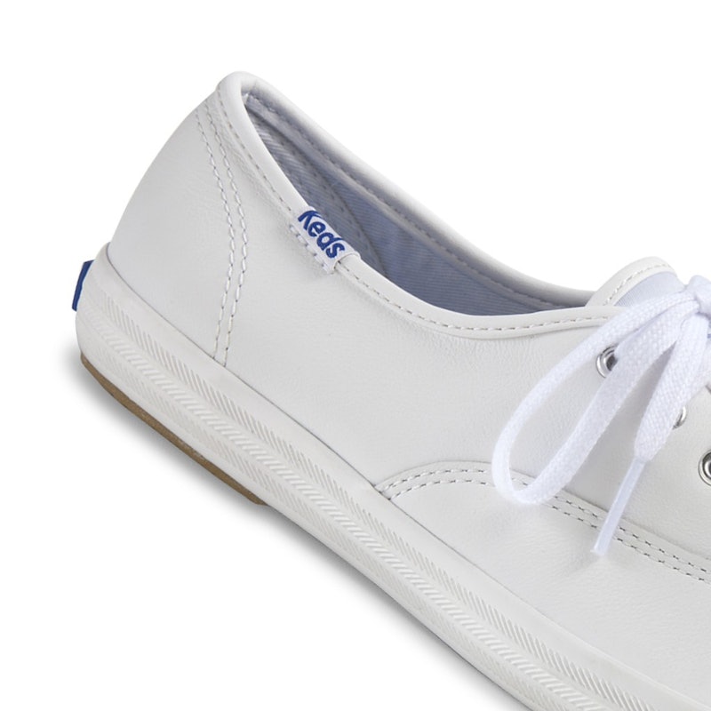 Champion Core Leather 2