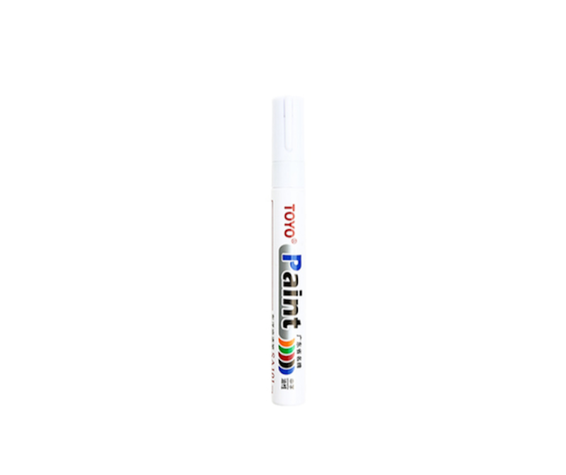ปากกาสีขาว Art Markers 1