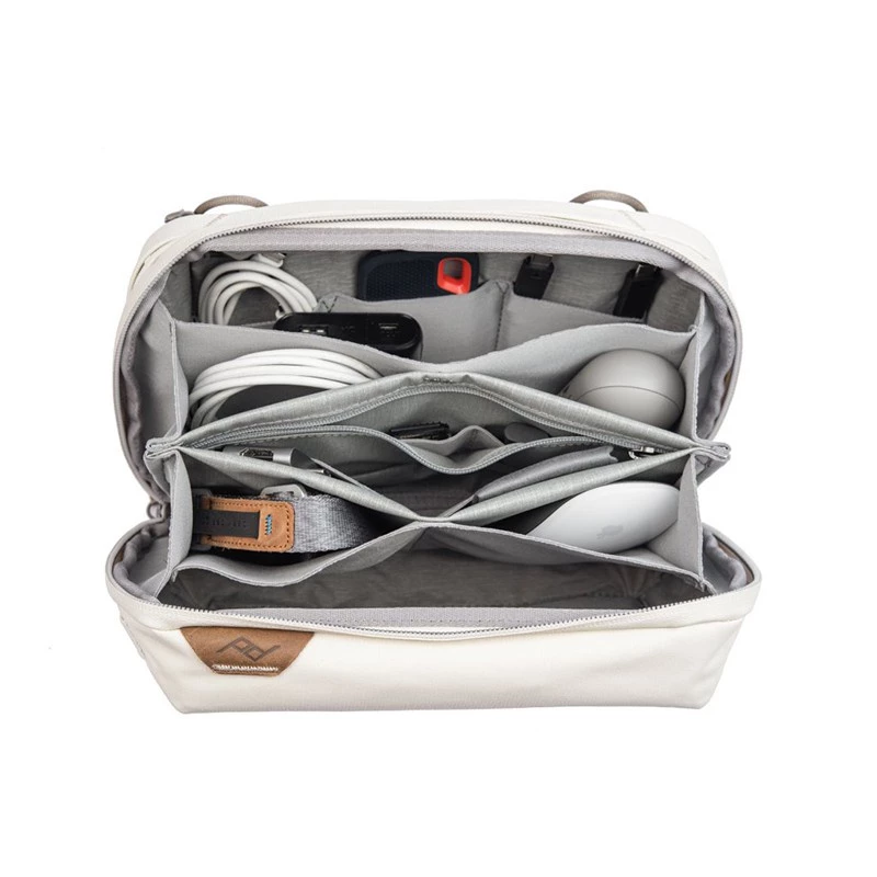 Design Tech Pouch 3