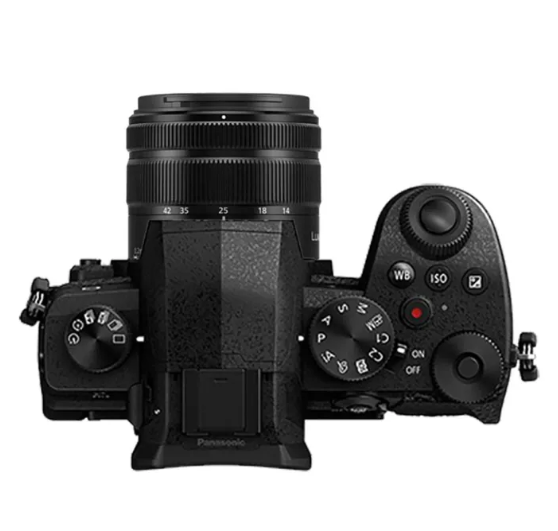 Lumix Mirrorless Digital Camera 3