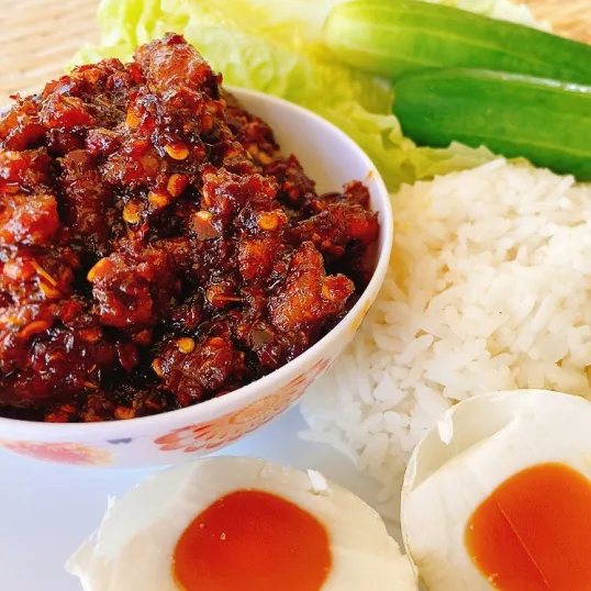 น้ำพริกเผากากหมู 3