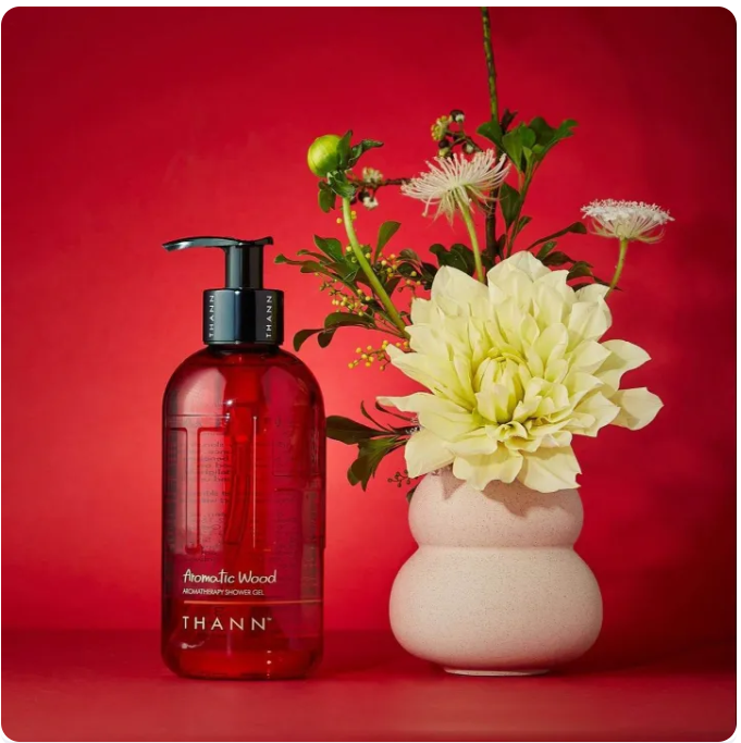 Aromatic Wood Aromatherapy Shower Gel  2