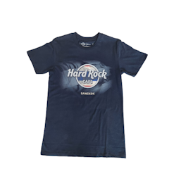 ของสะสม Hard Rock Repeat City Name Flag Tee