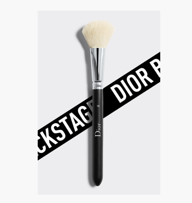 Backstage Blush Brush N°16 Makeup Brush 2