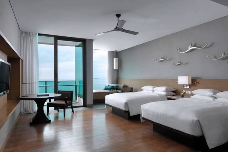 โรงแรมระยองติดทะเล Rayong Marriott Resort & Spa 4