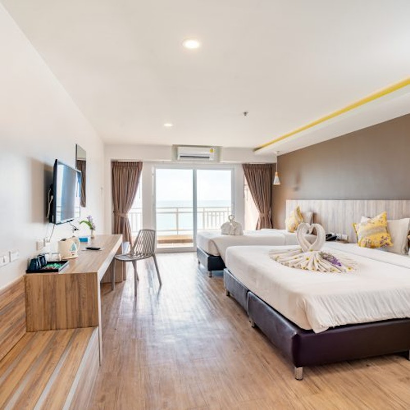 โรงแรมระยองติดทะเล Royal Phala Cliff Beach Resort 6