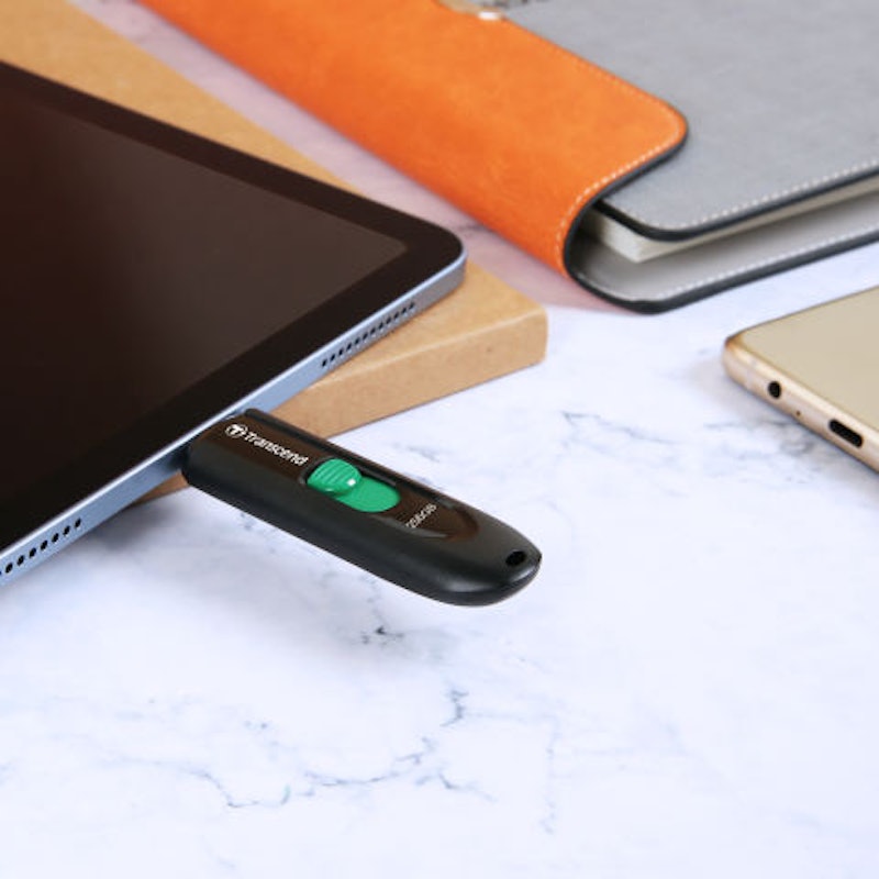 Flash Drive รุ่น JetFlash 790C 2