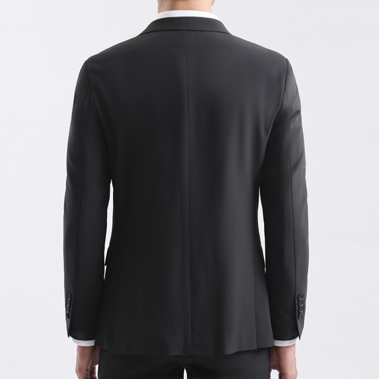 เสื้อสูทผู้ชาย Essential Suit  2
