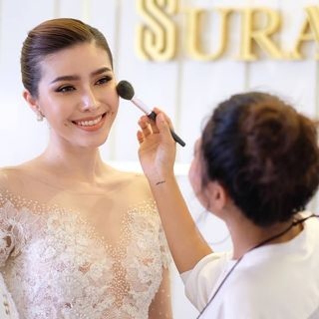 ช่างแต่งหน้าเจ้าสาว ราคาไม่แพง 1