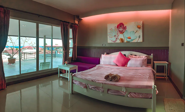 ที่พักเกาะล้าน Bee Orchid Pool Villa 2