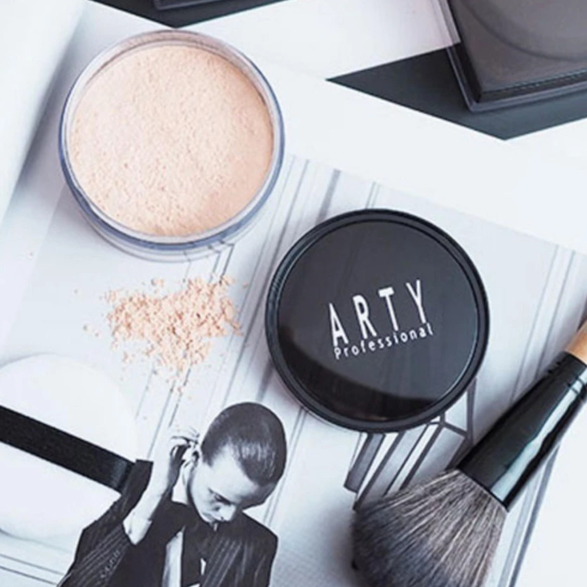 Translucent Loose Powder 2