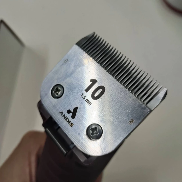 ปัตตาเลี่ยนตัดขน รุ่น AGC2 Super Brushless 4