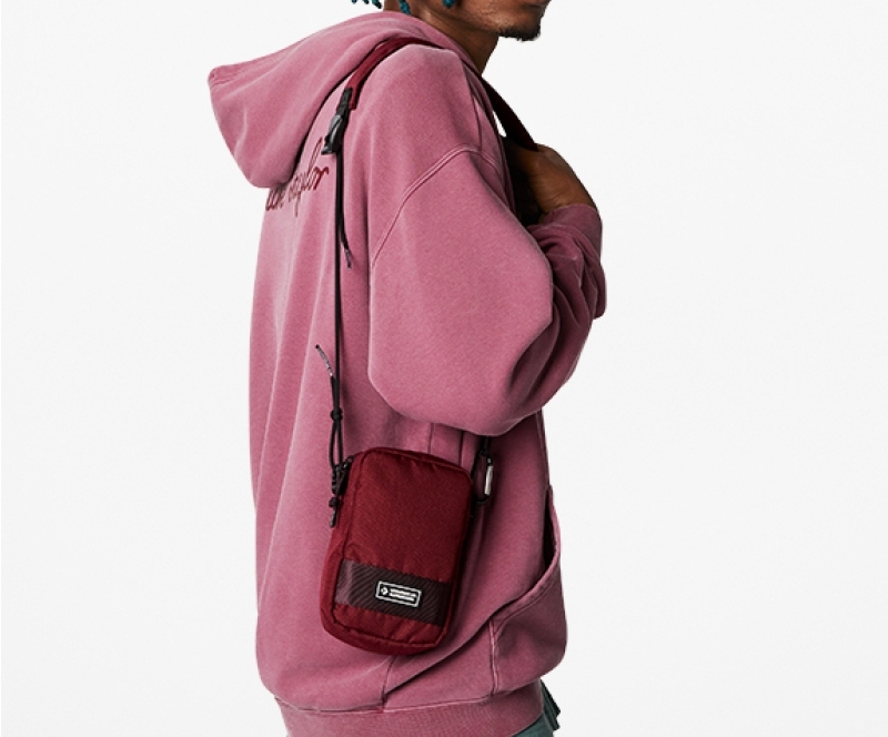 กระเป๋าสะพายข้าง รุ่น Comms Pouch Red 1622103AU_H2REXX 2