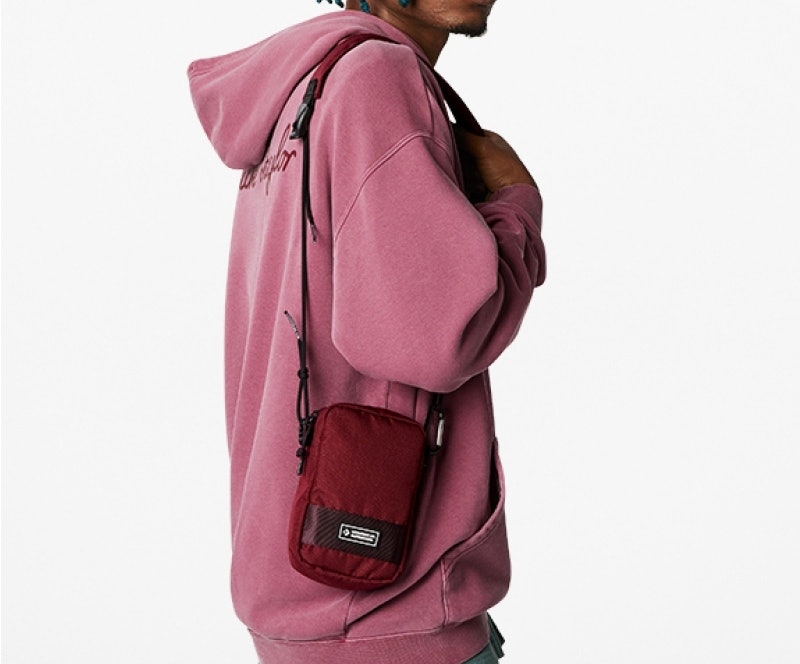 กระเป๋าสะพายข้าง รุ่น Comms Pouch Red 1622103AU_H2REXX 2