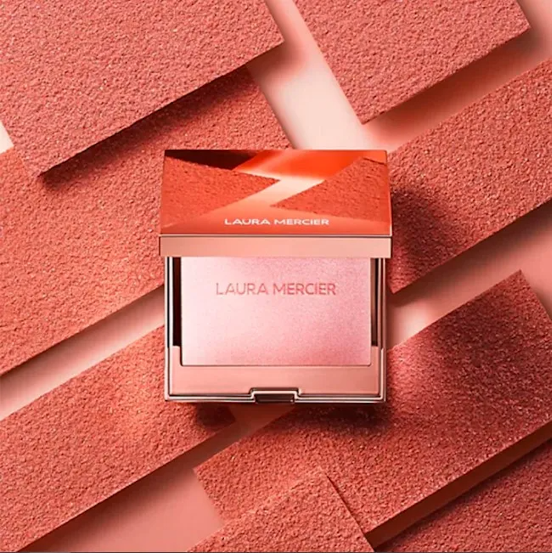 RoseGlow Highlighter Powder 2