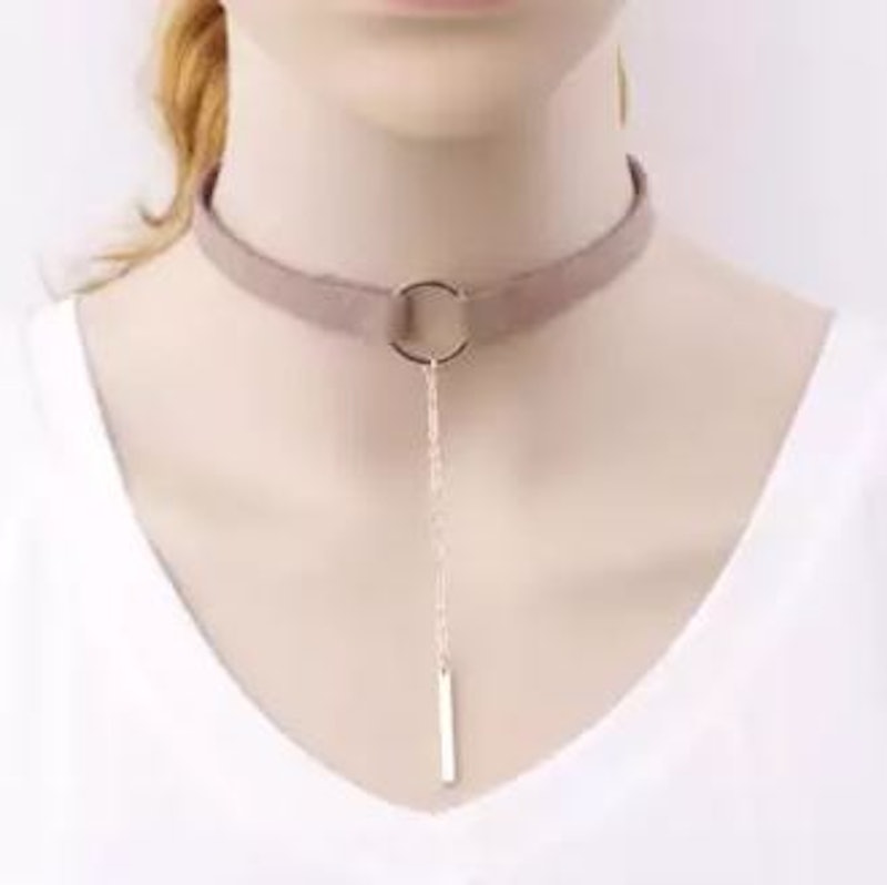 2. No Brand – Women Choker 1