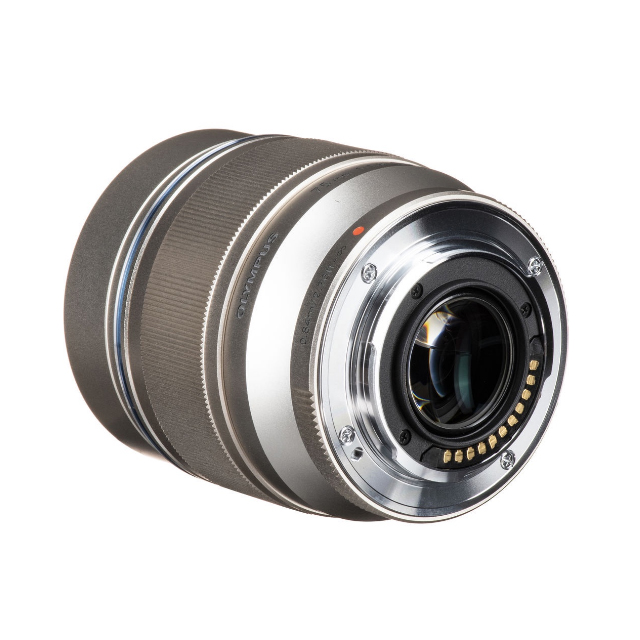 เลนส์ Olympus รุ่น M.ZUIKO DIGITAL ED 75mm F1.8 2