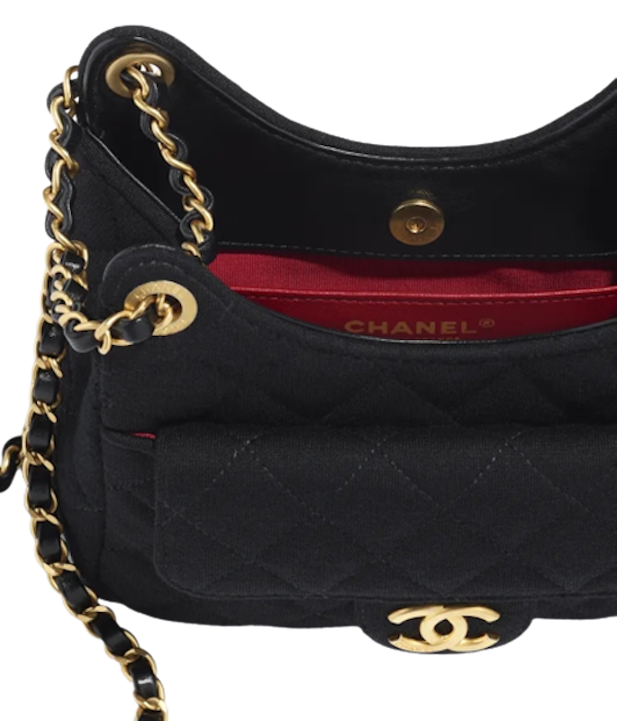 กระเป๋า Chanel รุ่น Small Hobo 6