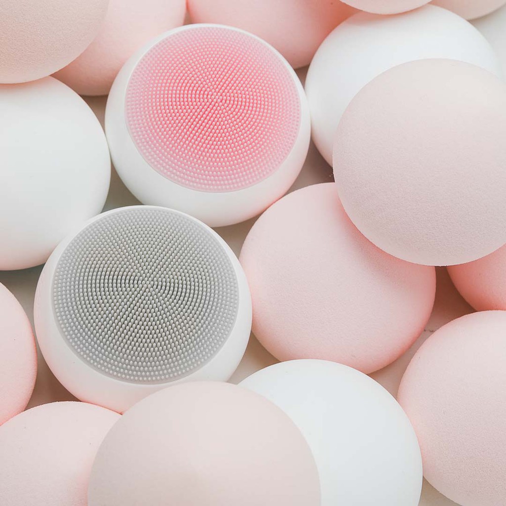 B01 Soft Sonic Cleansing Device 3