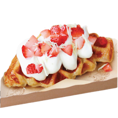 Croffle Strawberry & Cream ครัวซองต์วาฟเฟิล สตรอเบอร์รี่ครีม