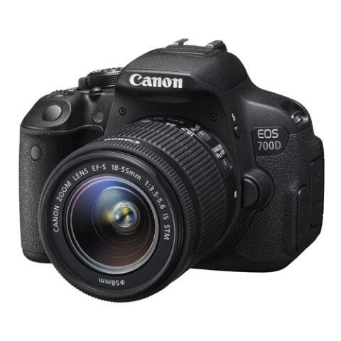 กล้อง DSLR รุ่น EOS 700D 1