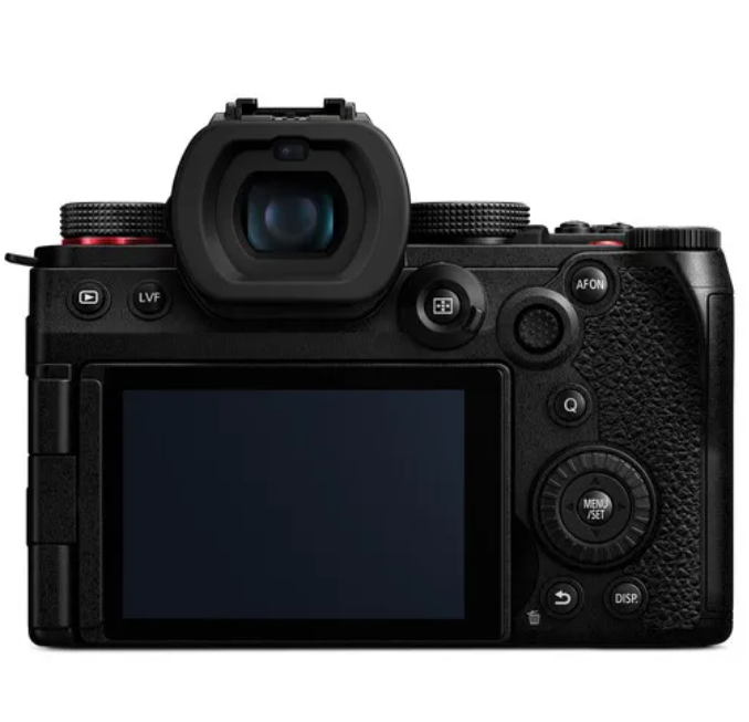 Lumix Mirrorless Camera 3