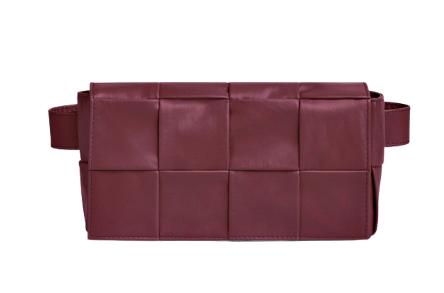 กระเป๋าแบรนด์เนมผู้ชาย รุ่น Cassette Belt Bag 6