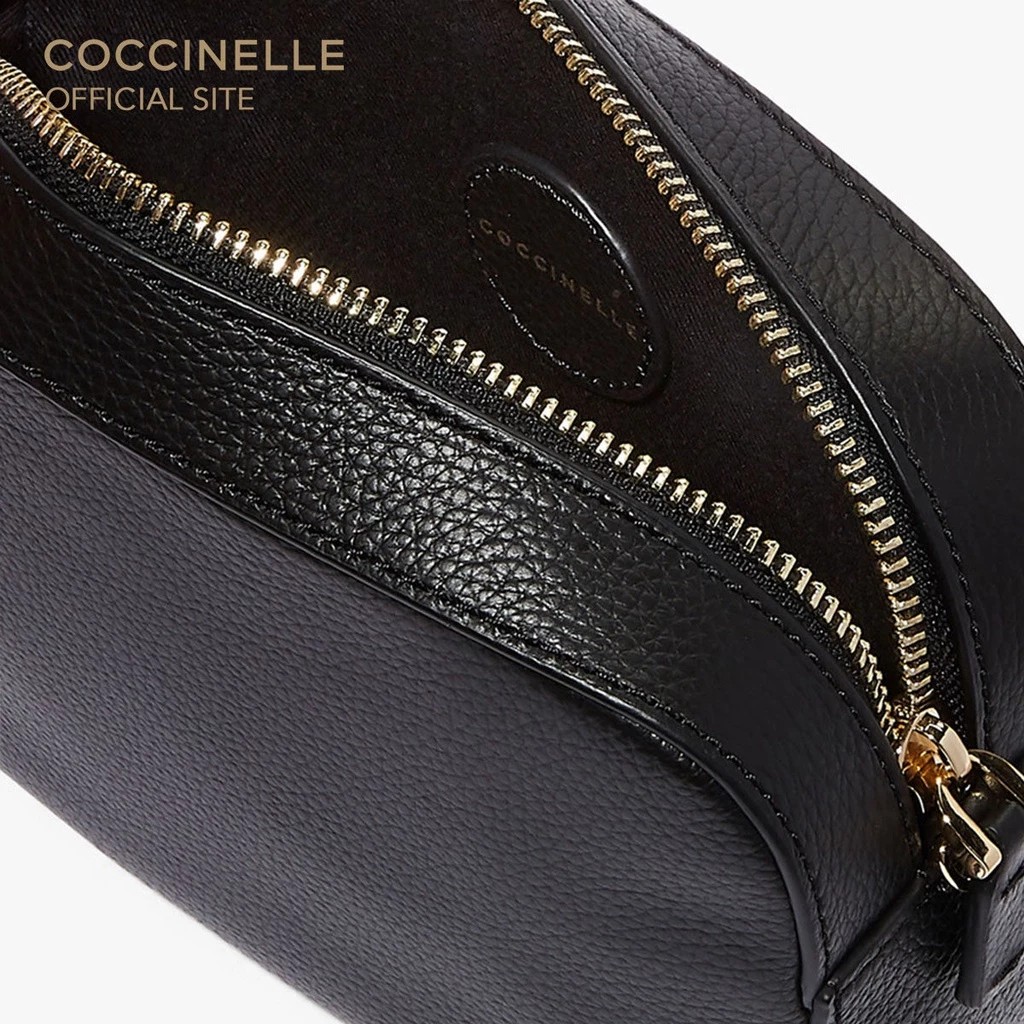 กระเป๋าสะพายผู้หญิง รุ่น Tebe Mini Crossbody Pochette 3
