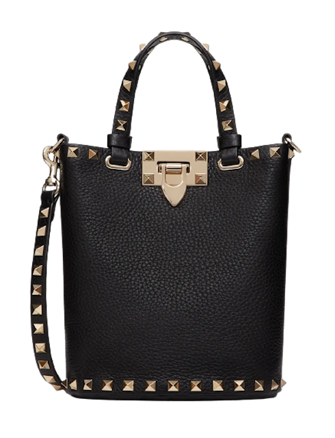 กระเป๋าแบรนด์เนม ราคาไม่เกิน 50,000 รุ่น Rockstud Crossbody Pouch In Grainy Calfskin 2