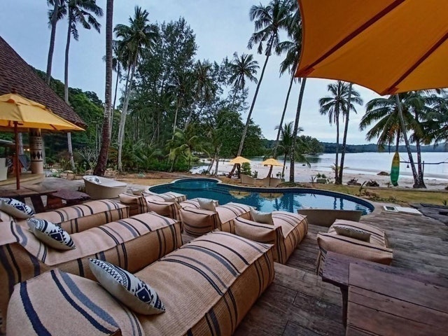 ที่พักเกาะกูด Tolani Resort Koh Kood 2