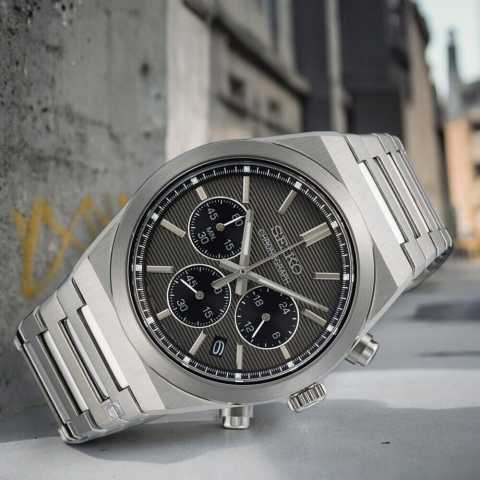 QUARTZ MEN WATCH MODEL  2