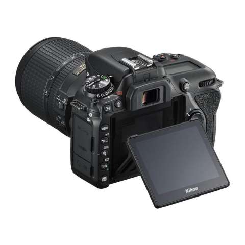 กล้อง DSLR รุ่น D7500 2