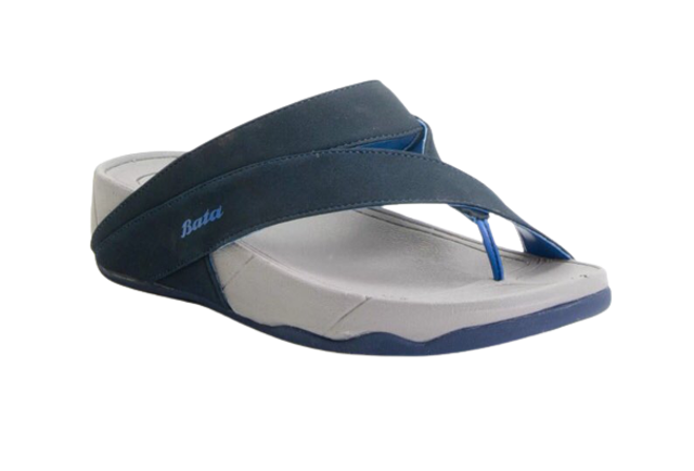 10 รองเท้าแตะ แคชชวล  ปี 2026 รวมแบรนด์ดัง Birkenstock, Adidas และ Crocs 4