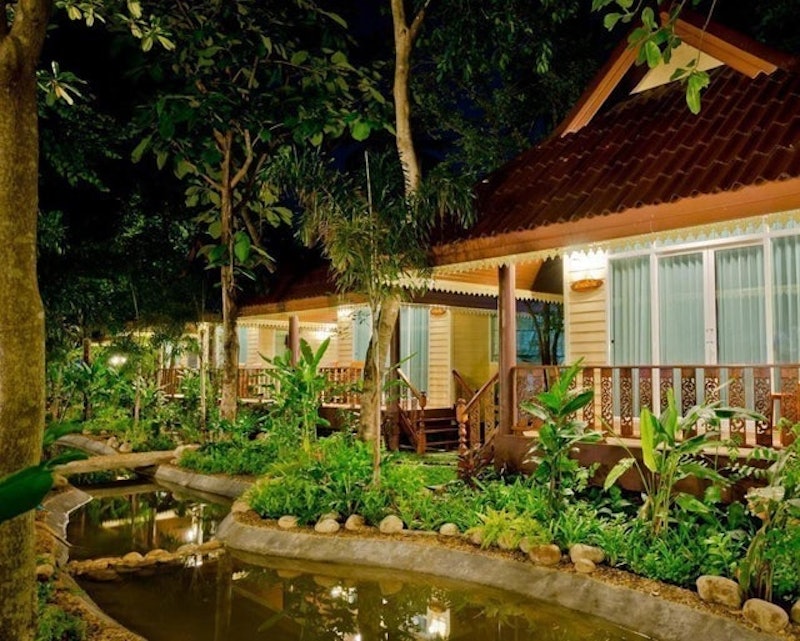 ที่พักอัมพวา Baan Nam Pen Resort 3