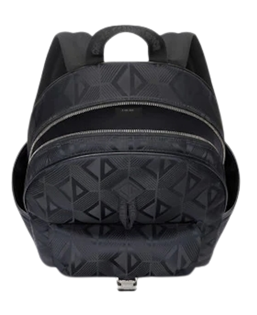 กระเป๋า Dior ผู้ชาย รุ่น Dior Explorer Backpack  2