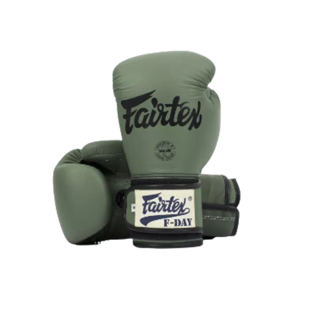 นวมต่อยมวย รุ่น F-Day Limited Edition Gloves  1