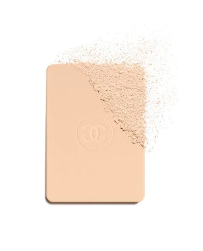 Le Blanc Brightening Compact Foundation 3
