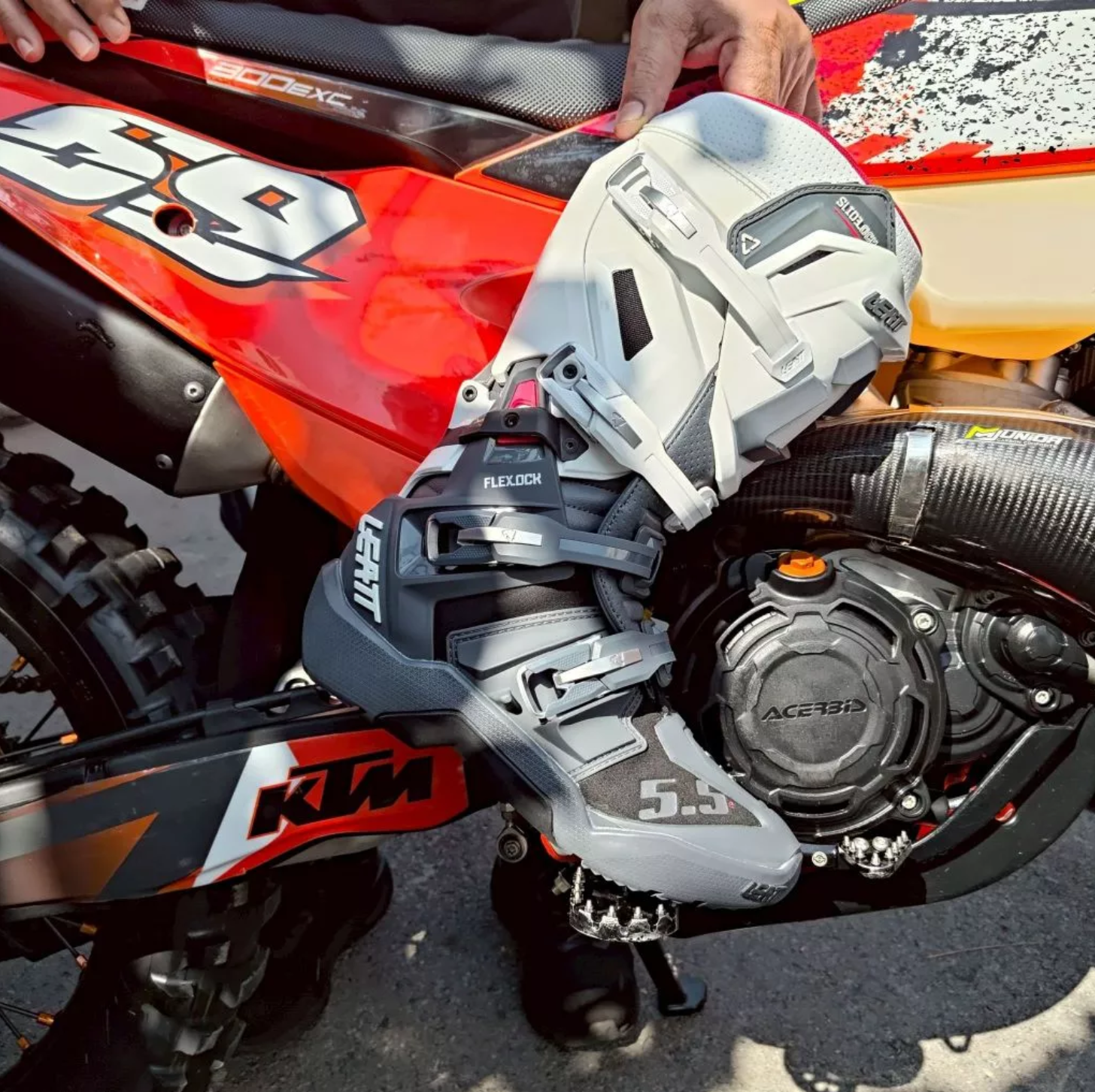 รองเท้าวิบาก 5.5 FlexLock Enduro 3