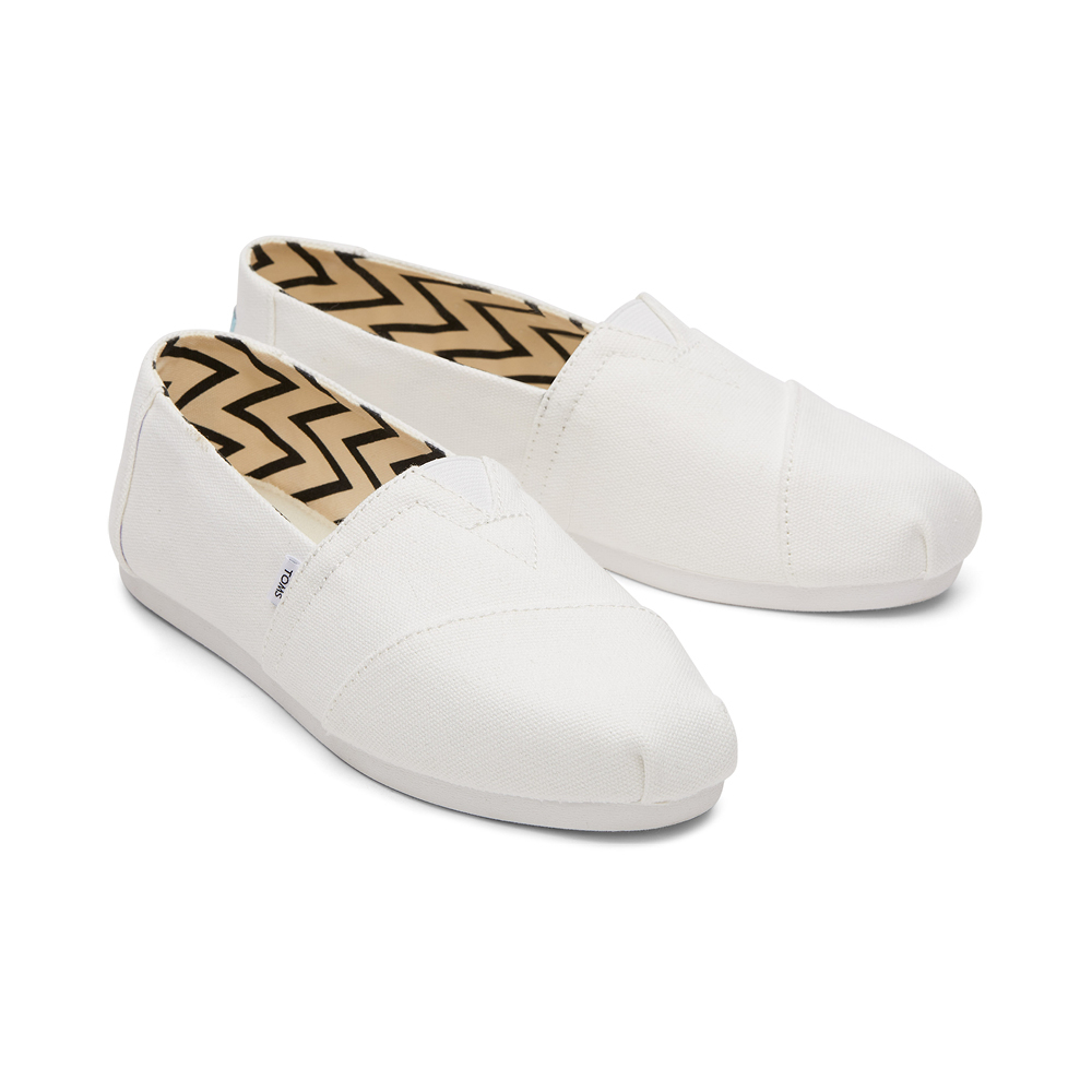 10 รองเท้า TOMS ผู้ชาย รุ่นไหนดี ปี 2026 ใส่สบาย ลำลอง 1