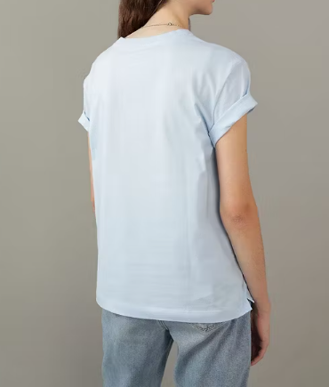 Short-Sleeve Graphic Tee 3