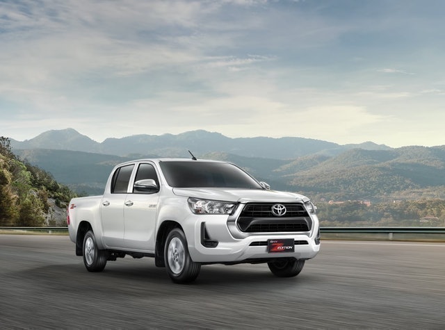  รถกระบะ Hilux Revo Double Cab Z-Edition 2.4 MID AT