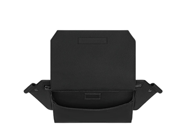 กระเป๋า Louis Vuitton ผู้ชาย รุ่น Lv Aerogram Sling Bag 4