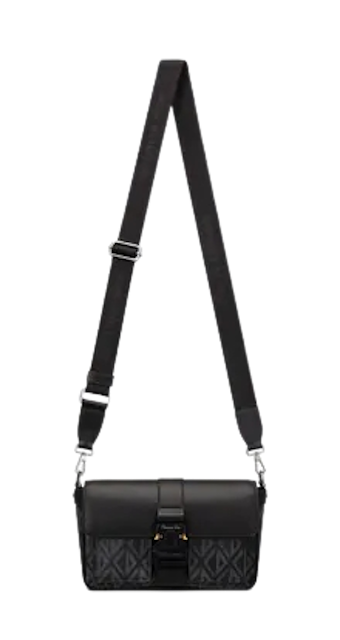 กระเป๋า Dior ผู้ชาย รุ่น Dior Hit The Road Bag with Strap  4